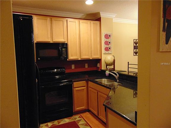 4th image of 20479 Berrywood Ln