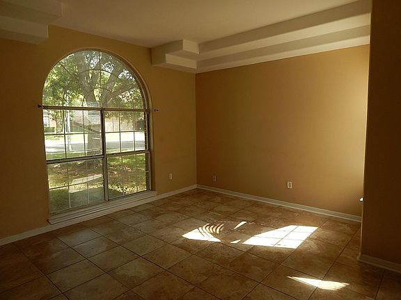 2nd image of 2620 Eastwood Ln