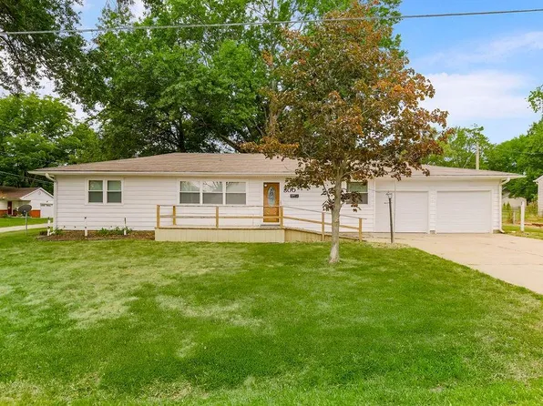 800 N Havanah St, Butler, MO 64730