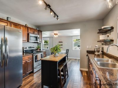 3317 Dey Ave, Cheyenne, WY, 82001