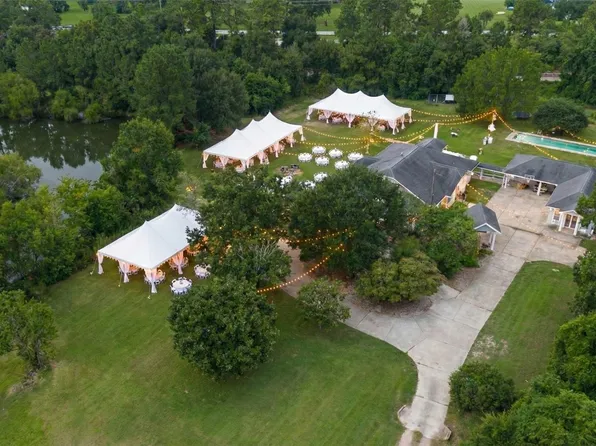 38011 Spur 149 Rd, Magnolia, TX 77354