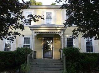 97 Station St, Coventry, RI 02816