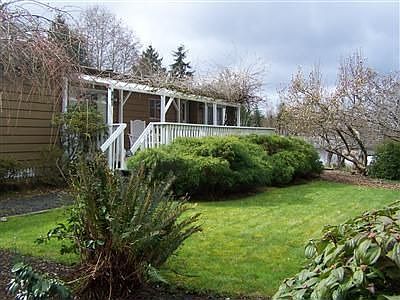 1st image of 361 SE Alpine Ave