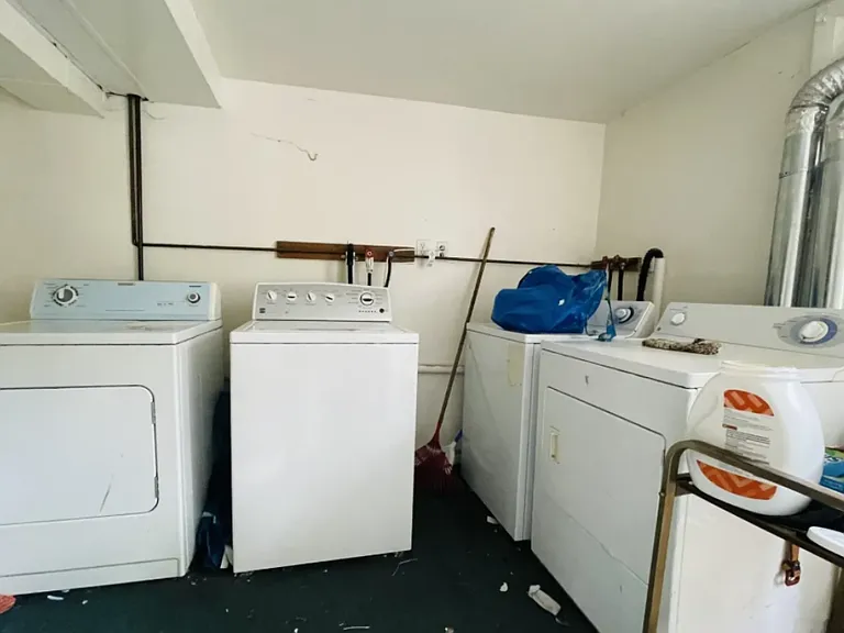 11 Houghton St #1 — Photo 17