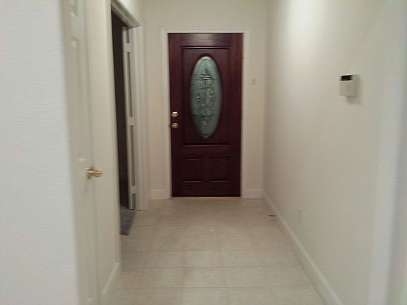 4th image of 308 Friends Knoll Ln
