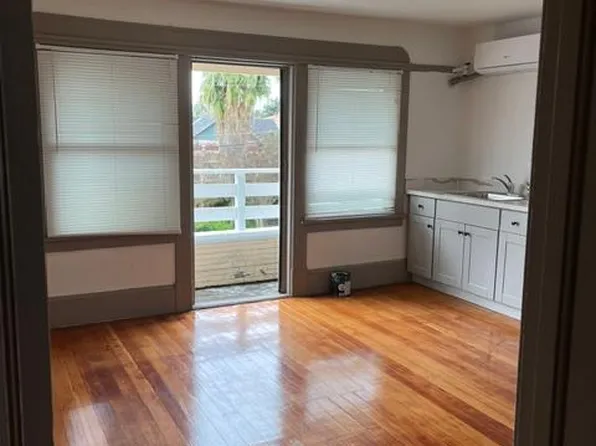 698 S 8th St, San Jose, CA 95112