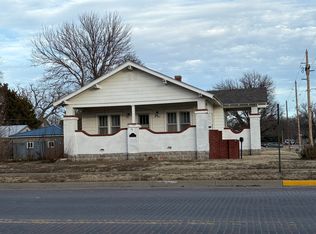 721 Washington St, Ellis, KS 67637