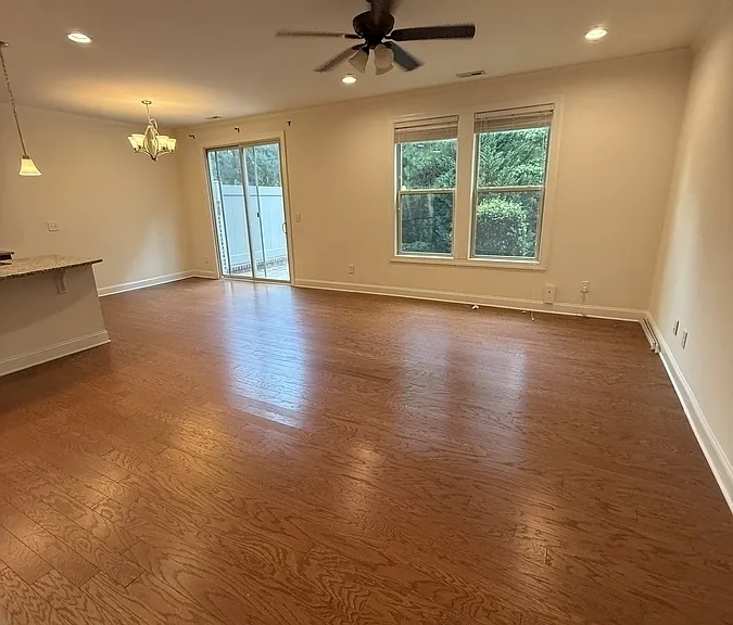 304 Alamosa Pl #1 — Photo 4
