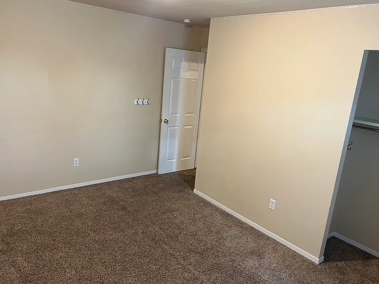 18 Duffy Ct — Photo 14