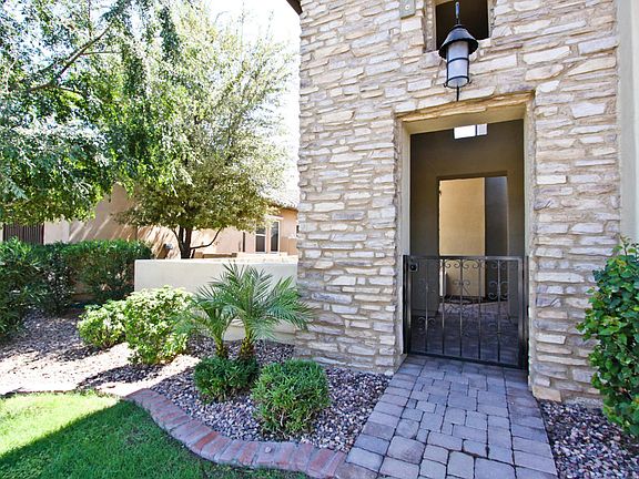 4th image of 4443 S Greythorne Way
