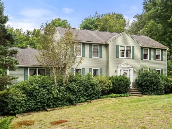 194 Hartford Ave W, Uxbridge, MA 01569