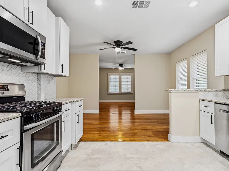 2319 Dell St — Photo 15