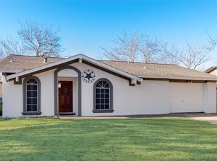 1522 Deepwood Dr, Garland, TX 75040