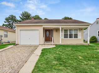 28 W Kinkora Court W, Toms River, NJ 08757