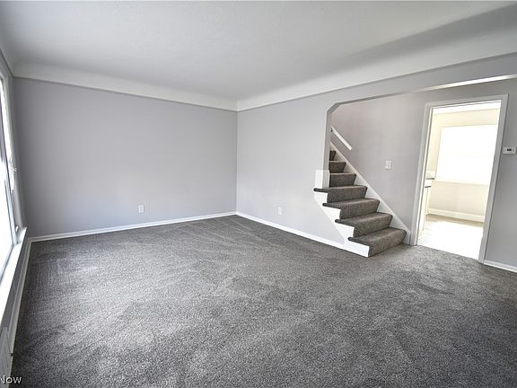 5th image of 30302 Fern Dr