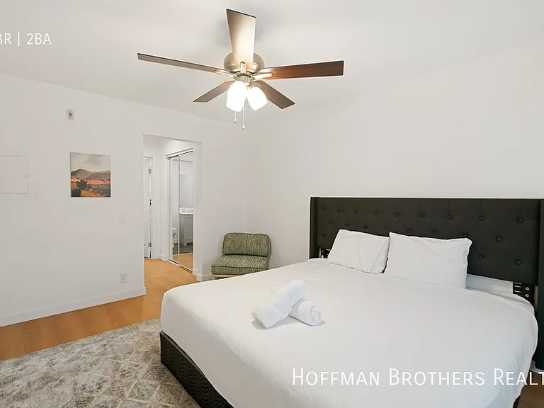 7441 Hazeltine Ave #104 — Photo 10