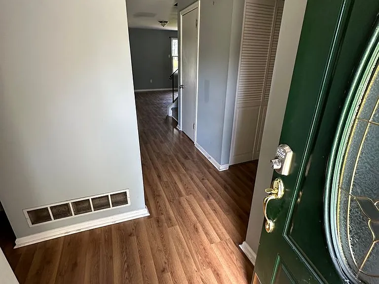 41 River Bank Dr — Photo 4