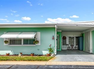 250 Rosery Rd NW APT 283, Largo, FL 33770