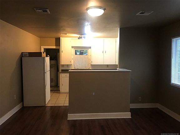 3rd image of 1014 S Trenton Ave