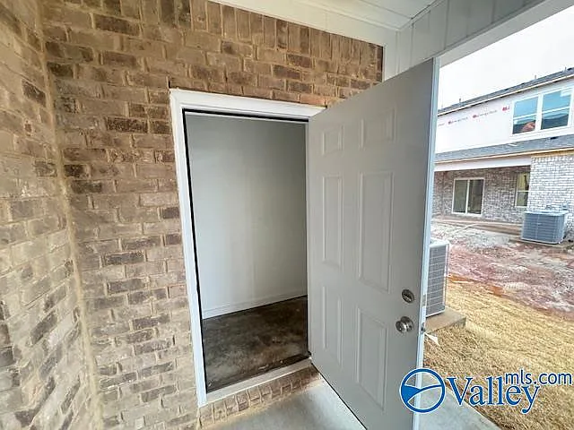 12092 Chilly Dr — Photo 42
