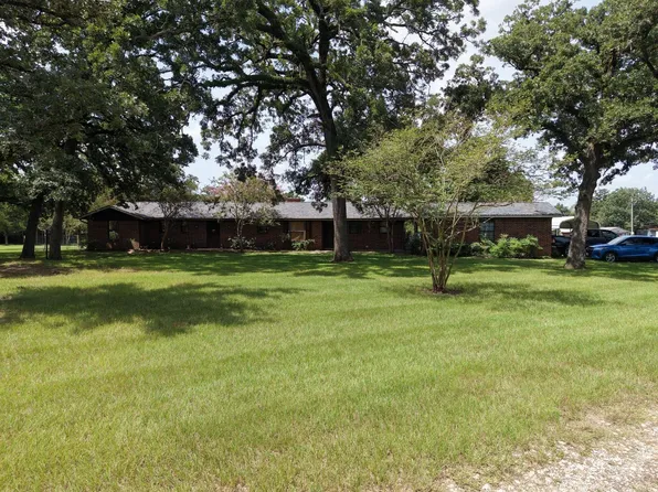 11994 Long Trussel Rd, Bryan, TX 77808