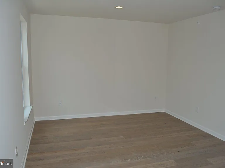 7631 Ridge Ave #2 — Photo 8
