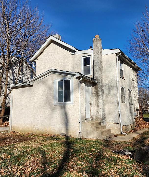 2nd image of 1104 Trewellyn Ave