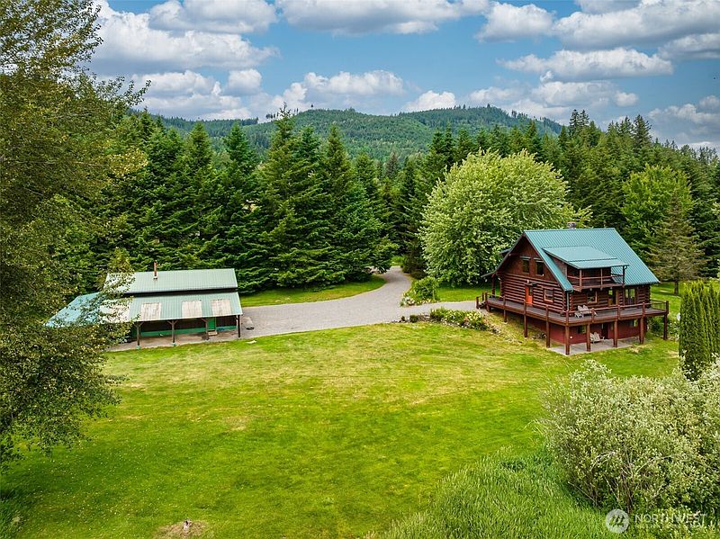 2nd image of 3124 Mosquito Lake Road
