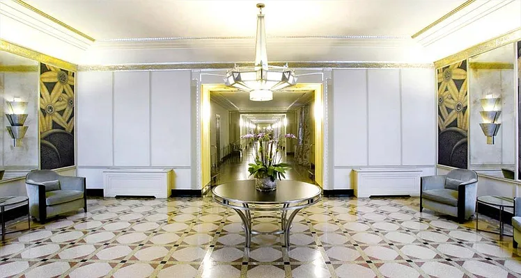 Sold by Corcoran | media 18