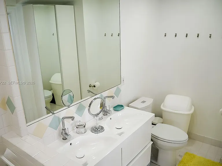 1390 Ocean Dr #201 — Photo 13