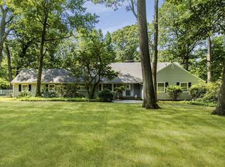 1131 Cedar Ridge Rd, Oyster Bay, NY 11771