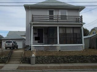 79 Wollaston St, Cranston, RI 02910