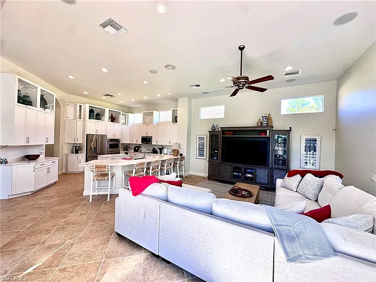 28576 Via D Arezzo Dr — Photo 10