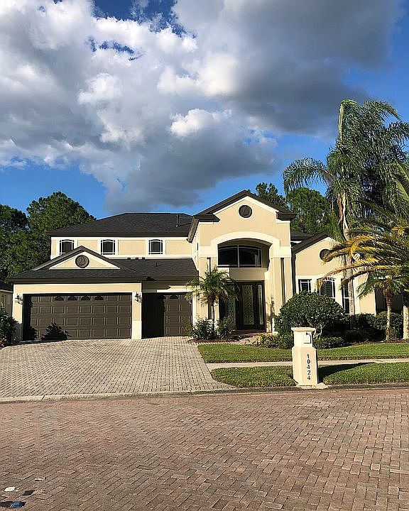 1st image of 10424 Canary Isle Dr