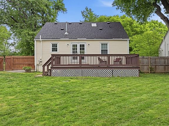 4th image of 4122 Ledyard Rd