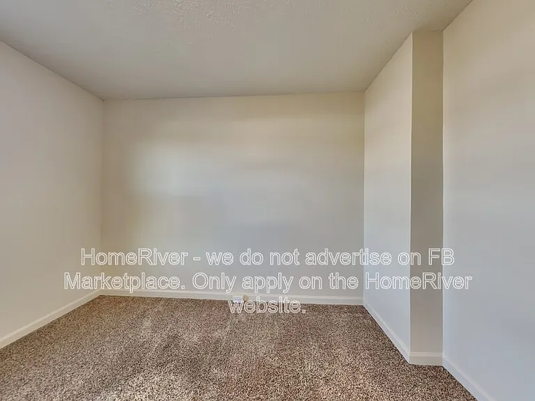 1505 Canterbury Dr — Photo 13
