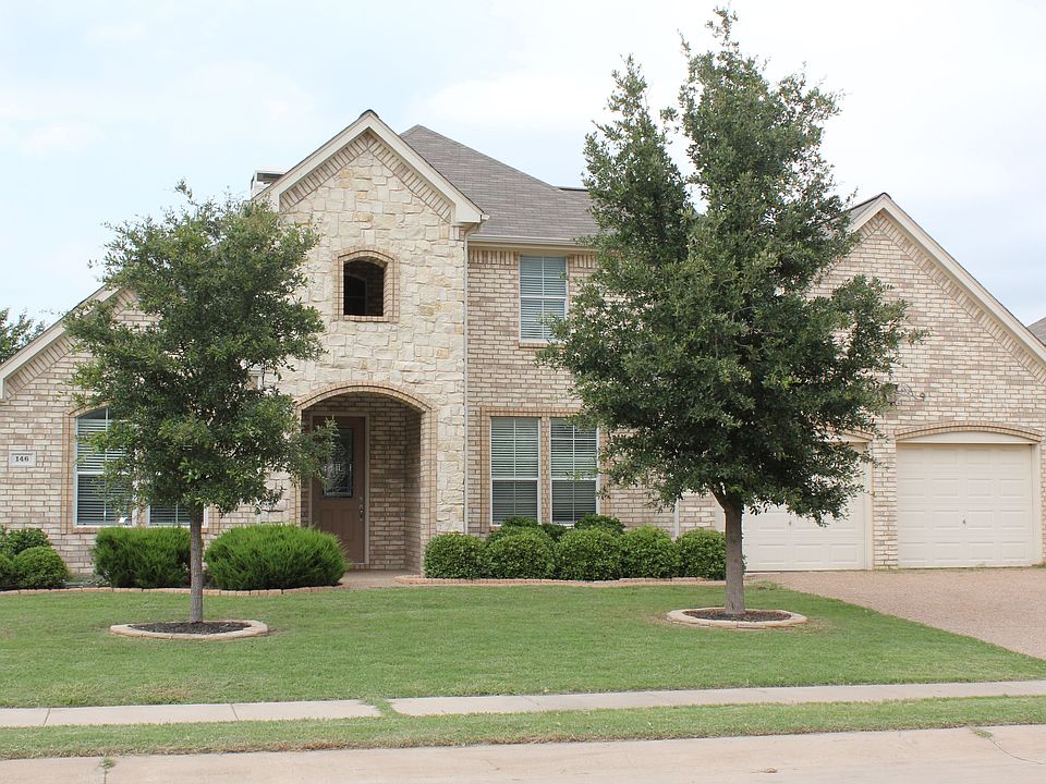 1st image of 146 Country Lakes Dr