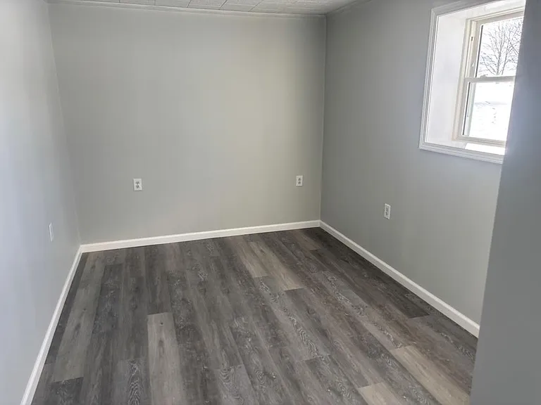 1369 Lawsonham Rd #2 — Photo 7