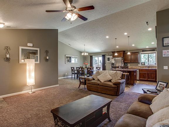 5th image of 2142 Blackstone Ct
