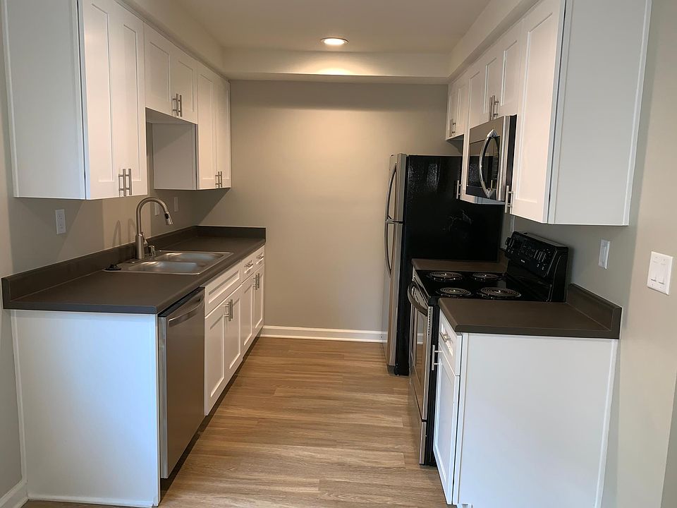 1st image of 4045 33rd St APT 4