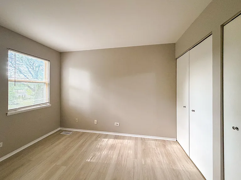 2615 Oakshire Ct — Photo 12