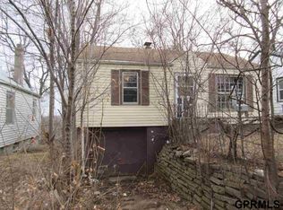 3915 N 39th St, Omaha, NE 68111