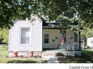 103 N 9th St, Auburn, IL 62615