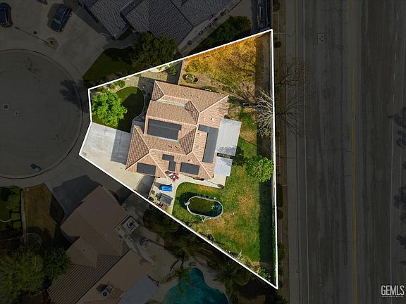 3rd image of 503 Meadow Grove Ct