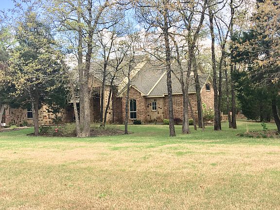 4th image of 4863 Red Oak Dr