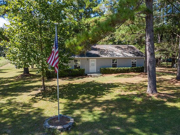 2nd image of 346 SE Seth Nettles Dr