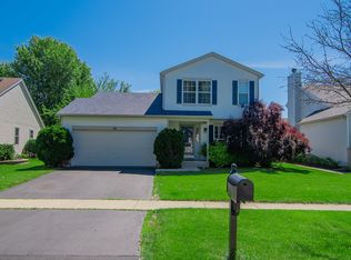 151 Whitehill Dr, Romeoville, IL 60446