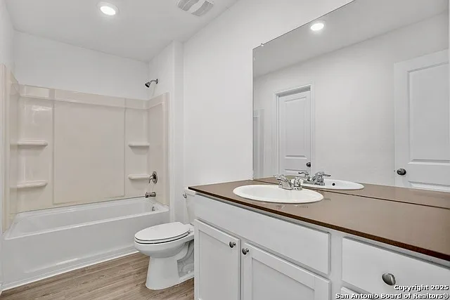 13528 Barton Cv — Photo 11