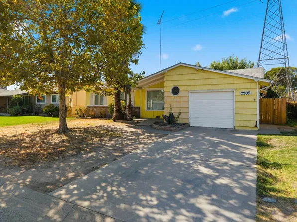 2205 Middleberry Rd, Sacramento, CA 95815