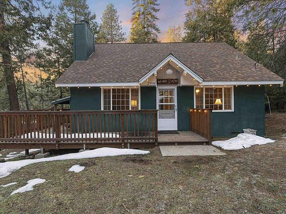 2nd image of 23914 Redwood Ct